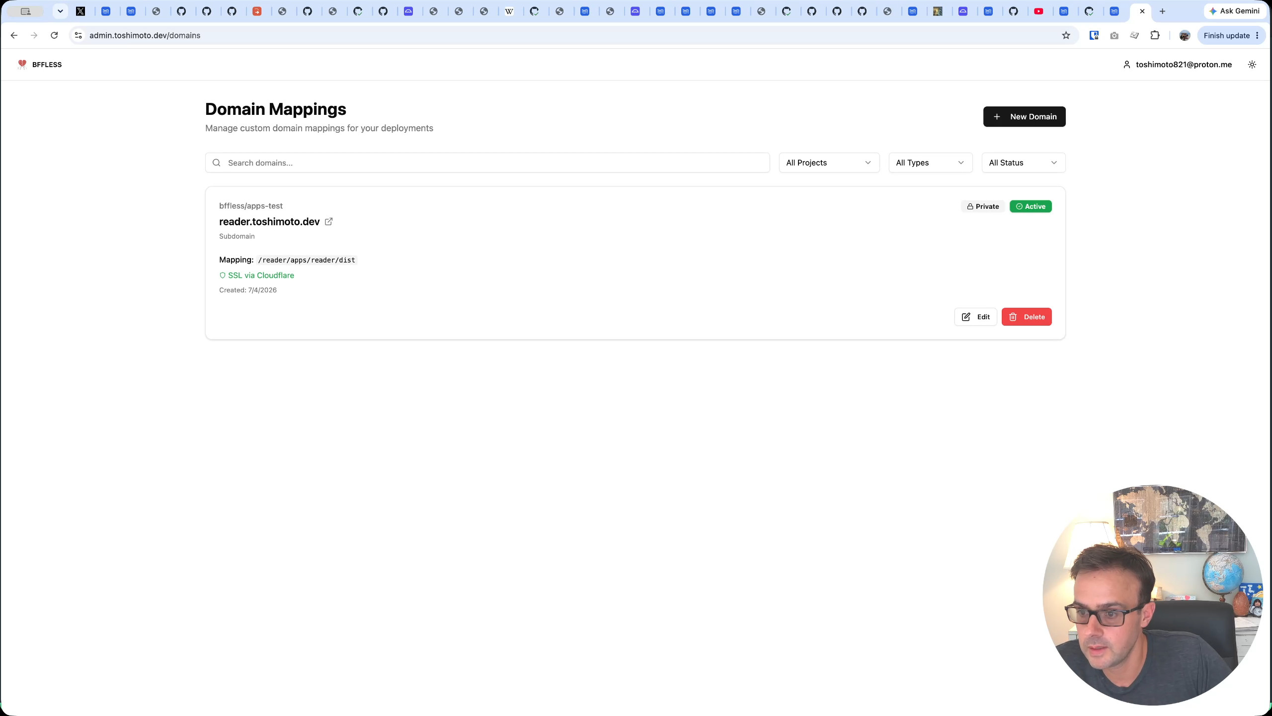 The domain mapping page showing reader.toshimoto.dev configured